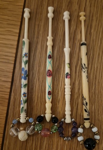 Vintage bone lace making - 4,