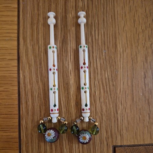 Vintage bone lace making - 2,