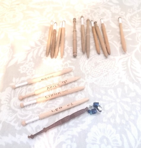 Vintage wooden lace bobbins - vintage,