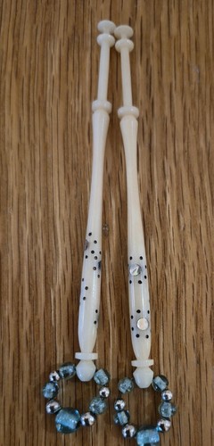 Vintage bone lace making - x,
