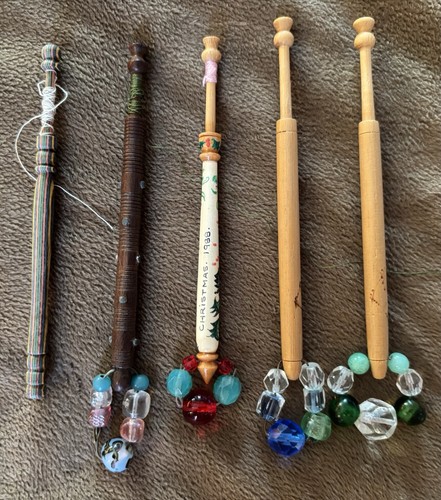 Vintage wooden lacemaking - 5,