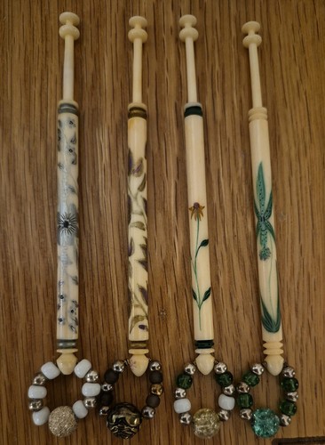 Vintage bone lace making - x,