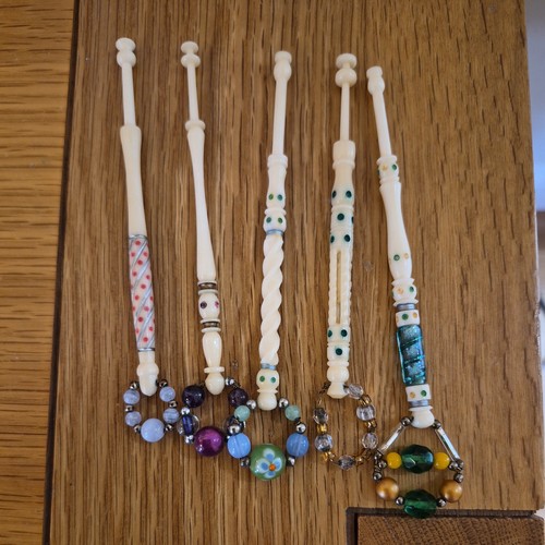 Vintage bone lace making - 5, x