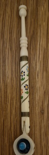 Vintage bone lace making - x,